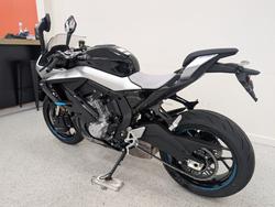 2025 CFMOTO 2025 CF Moto 675CC 675SR-R ABS Road NEBULA BLACK