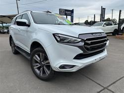 2023 Isuzu
MU-X LS-T