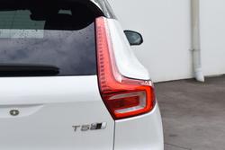 2019 Volvo XC40 T5 R-Design MY19 AWD Crystal White