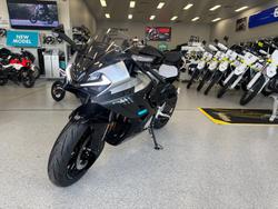 2025 CFMOTO 2025 CF Moto 675CC 675SR-R ABS NEBULA BLACK