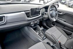 2025 Kia
                Stonic S