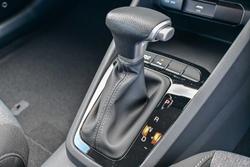 2025 Kia
                Stonic S