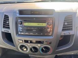 2008 Toyota Hilux Workmate TGN16R MY08 4x2 Glacier White