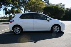 2011 Toyota Corolla Ascent Sport ZRE152R MY11 Glacier White