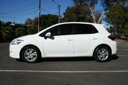2011 Toyota Corolla Ascent Sport ZRE152R MY11 Glacier White