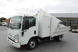 2011 Isuzu
Npr300