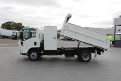 2011 Isuzu
Npr300
