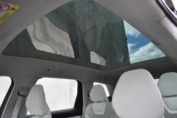 2025 Volvo EX90 Plus Twin Motor