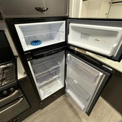 2023 VISCOUNT V SERIES  V1.2 17'