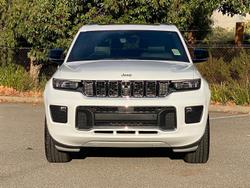2023 Jeep
Grand Cherokee Overland