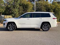 2023 Jeep
                Grand Cherokee Overland