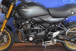 2025 Kawasaki Z900RS SE