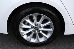 2022 Toyota Corolla Ascent Sport Hybrid ZWE211R Glacier White
