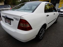 2004 Toyota Corolla Ascent ZZE122R Glacier White