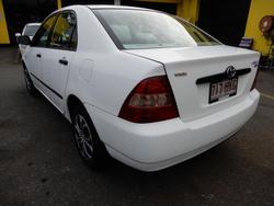 2004 Toyota Corolla Ascent ZZE122R Glacier White