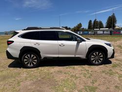 2025 Subaru Outback AWD Touring