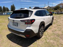 2025 Subaru Outback AWD Touring