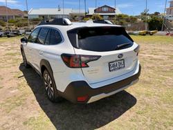 2025 Subaru Outback AWD Touring