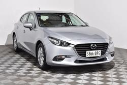 2017 Mazda
3 Touring