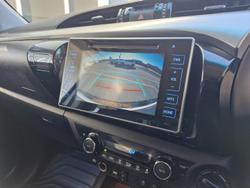 2018 Toyota
                Hilux SR5