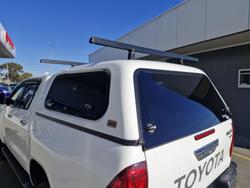 2018 Toyota
                Hilux SR5