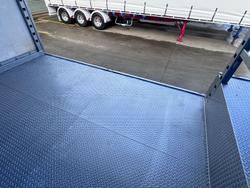 2006 TopStart/MaxiTrans St3 34 Pallet Drop On Double Drop Deck Fridge Mezzanine