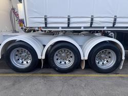 2006 TopStart/MaxiTrans St3 34 Pallet Drop On Double Drop Deck Fridge Mezzanine