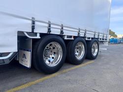 2006 TopStart/MaxiTrans St3 34 Pallet Drop On Double Drop Deck Fridge Mezzanine