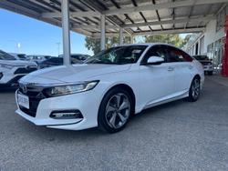 2022 Honda
Accord VTi-LX