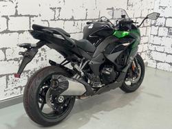 2024 Kawasaki Ninja 1000SX Ninja Green