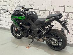 2024 Kawasaki Ninja 1000SX Ninja Green