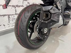 2024 Kawasaki Ninja 1000SX Ninja Green