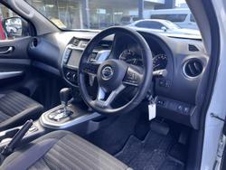 2024 Nissan Navara ST