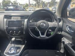 2024 Nissan Navara ST