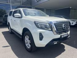 2024 Nissan Navara ST