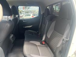 2024 Nissan Navara ST