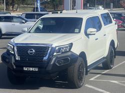 2024 Nissan Navara ST