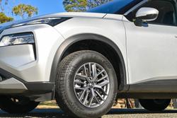 2024 Nissan
X-TRAIL ST