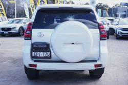 2021 Toyota
Landcruiser Prado Kakadu
