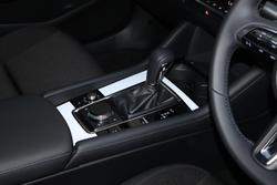 2025 Mazda
3 G20 Evolve