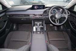 2025 Mazda
3 G20 Evolve