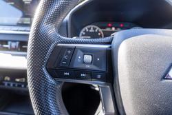 2021 Mitsubishi
                Outlander ES