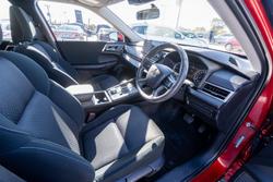 2021 Mitsubishi
                Outlander ES