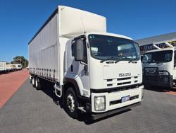 2012 Isuzu Trucks FVL1400 14 Pallet Tautliner and Lift