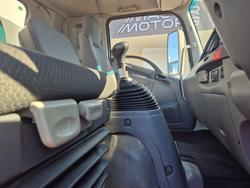 2012 Isuzu Trucks FVL1400 14 Pallet Tautliner and Lift