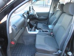 2013 Nissan
Navara ST