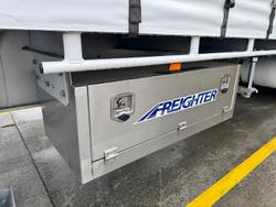 2022 Maxitrans St3 Lead A 12 Pallet Drop Deck Mezz