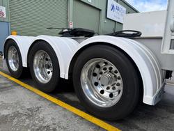 2022 Maxitrans
                St3 Lead A 12 Pallet Drop Deck Mezz