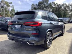 2019 BMW
                X5 xDrive25d