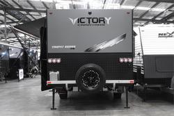2025 VICTORY CARAVANS Trophy 17'6
